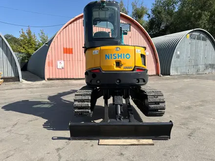 Kubota  RX-406, 4т, робот, функция крана, кабина 2020 года за 13 850 000 тг. в Алматы – фото 4