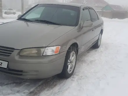 Toyota Camry 1999 года за 3 500 000 тг. в Астана – фото 5