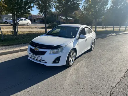 Chevrolet Cruze 2012 года за 3 000 000 тг. в Астана – фото 2