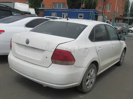 Volkswagen Polo 2013 года за 1 610 380 тг. в Алматы – фото 4