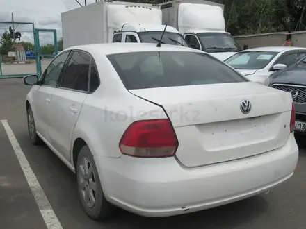 Volkswagen Polo 2013 года за 1 610 380 тг. в Алматы – фото 5