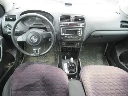 Volkswagen Polo 2013 года за 1 610 380 тг. в Алматы – фото 7