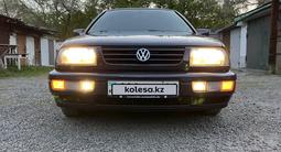 Volkswagen Vento 1997 годаfor2 695 000 тг. в Караганда – фото 5