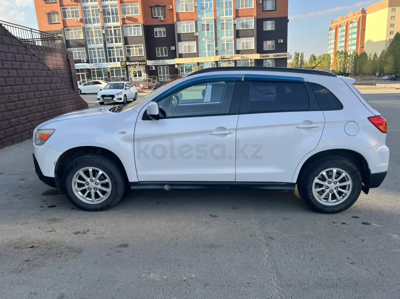 Mitsubishi ASX, 2011