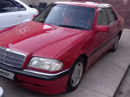 Mercedes-Benz C 220 1994 года за 1 500 000 тг. в Шымкент