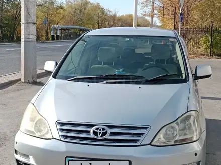 Toyota Ipsum 2004 года за 5 600 000 тг. в Астана