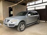 Volkswagen Touareg 2004 года за 6 200 000 тг. в Шымкент – фото 3