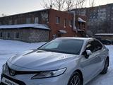 Toyota Camry 2023 года за 18 800 000 тг. в Павлодар