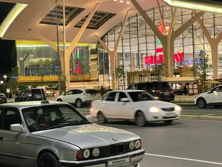 BMW 525 1990 года за 1 600 000 тг. в Астана – фото 5