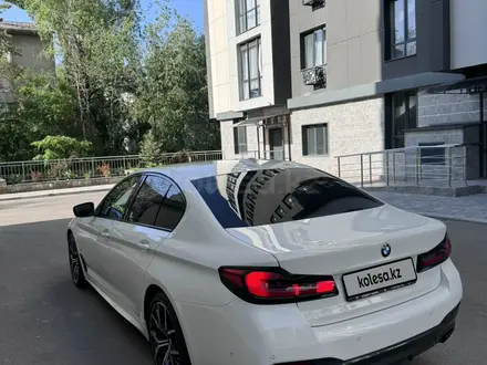 BMW 530 2020 года за 25 500 000 тг. в Алматы – фото 4