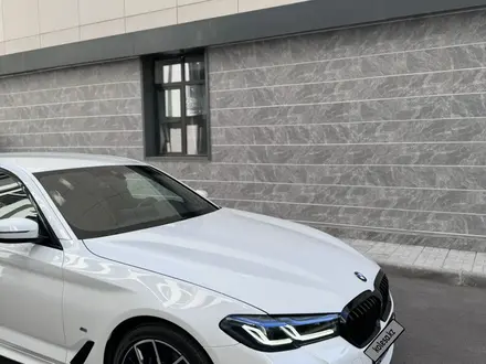 BMW 530 2020 года за 25 500 000 тг. в Алматы – фото 7