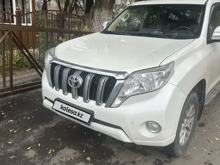 Toyota Land Cruiser Prado 2016 года за 23 000 000 тг. в Алматы