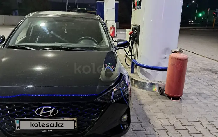 Hyundai Accent 2020 годаfor7 700 000 тг. в Алматы