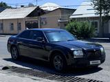 Chrysler 300C 2005 года за 5 000 000 тг. в Шымкент – фото 3