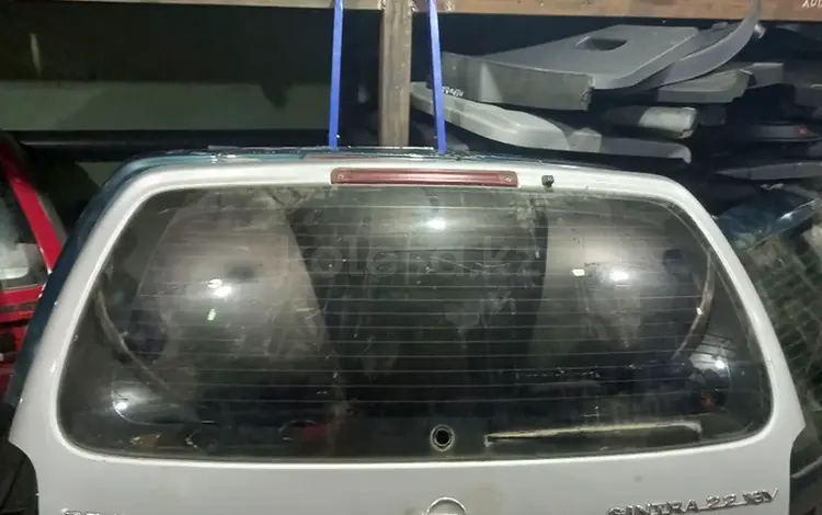 Крышка багажника опель синтраүшін35 000 тг. в Караганда