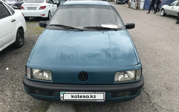 Volkswagen Passat 1994 годаүшін1 200 000 тг. в Алматы