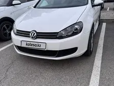 Volkswagen Golf, 2010