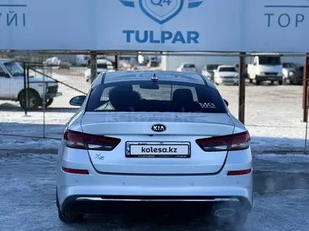 Kia K5 2019 года за 9 500 000 тг. в Караганда – фото 4