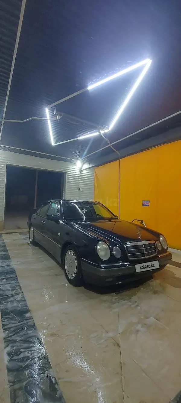 Mercedes-Benz E-Class, 1998