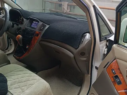 Lexus RX 300 2002 годаүшін5 500 000 тг. в Астана – фото 2