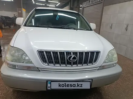 Lexus RX 300 2002 годаүшін5 500 000 тг. в Астана – фото 5