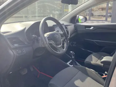 Hyundai Accent 2020 года за 6 390 000 тг. в Алматы – фото 12