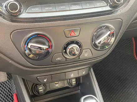 Hyundai Accent 2020 года за 6 390 000 тг. в Алматы – фото 18