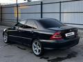 Mercedes-Benz C 200 2001 года за 2 400 000 тг. в Алматы