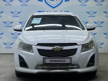 Chevrolet Cruze 2014 года за 3 700 000 тг. в Шымкент – фото 2