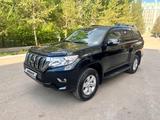 Toyota Land Cruiser Prado 2022 года за 25 700 000 тг. в Астана