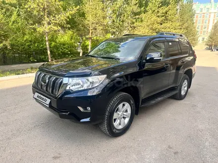 Toyota Land Cruiser Prado 2022 года за 25 700 000 тг. в Астана