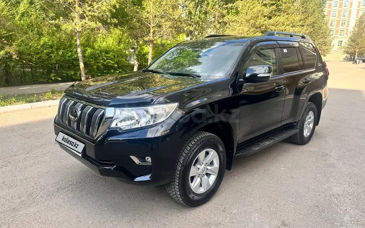 Toyota Land Cruiser Prado 2022 года за 25 700 000 тг. в Астана