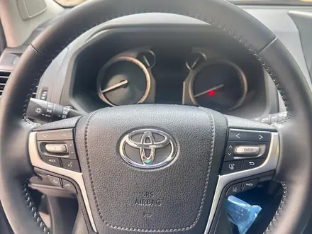 Toyota Land Cruiser Prado 2022 года за 25 700 000 тг. в Астана – фото 3