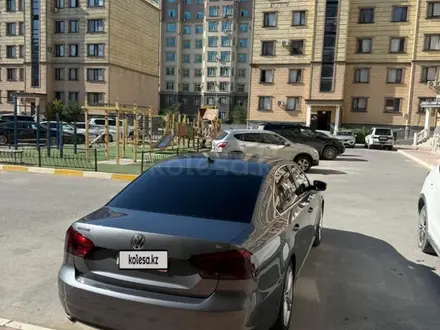 Volkswagen Passat 2012 года за 4 200 000 тг. в Актау – фото 2