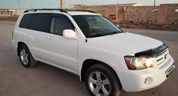 Toyota Highlander 2005 года за 6 600 000 тг. в Актау