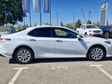 Toyota Camry 2018 годаүшін10 690 000 тг. в Талдыкорган – фото 4