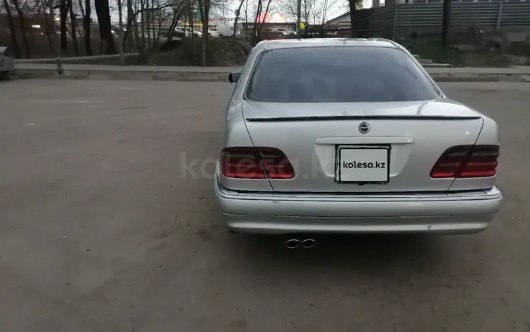 Mercedes-Benz E 430 1995 года за 3 500 000 тг. в Алматы