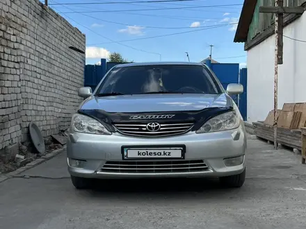 Toyota Camry 2004 года за 7 000 000 тг. в Семей