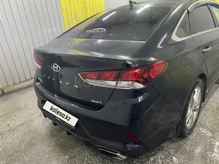 Hyundai Sonata 2019 года за 9 290 000 тг. в Алматы – фото 18