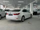 Lexus ES 300h 2015 года за 14 500 000 тг. в Актау – фото 4