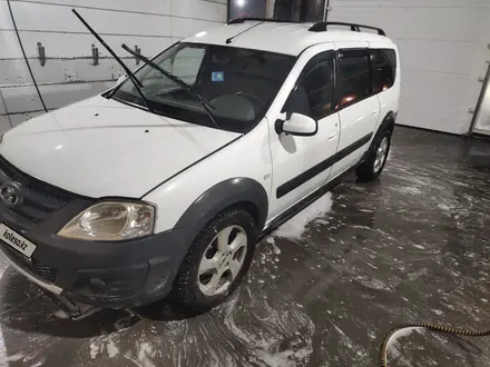 ВАЗ (Lada) Largus Cross 2019 года за 5 100 000 тг. в Экибастуз – фото 2