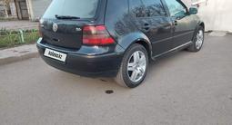 Volkswagen Golf 2001 года за 3 500 000 тг. в Астана – фото 3