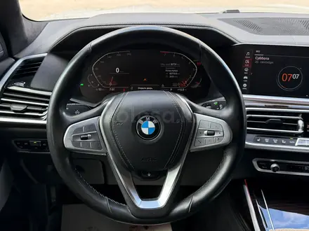 BMW X7 2021 года за 38 900 000 тг. в Астана – фото 12