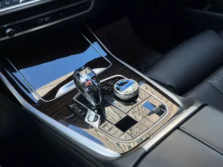 BMW X7 2021 года за 38 900 000 тг. в Астана – фото 24