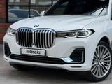 BMW X7 2021 года за 38 900 000 тг. в Астана – фото 2