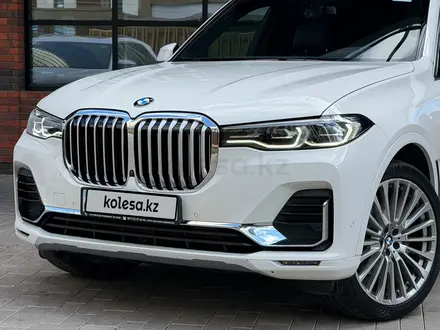 BMW X7 2021 года за 38 900 000 тг. в Астана – фото 2