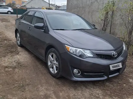 Toyota Camry 2014 года за 5 500 000 тг. в Уральск – фото 4