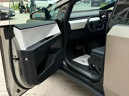 Tesla Cybertruck 2024 года за 135 000 000 тг. в Астана – фото 5