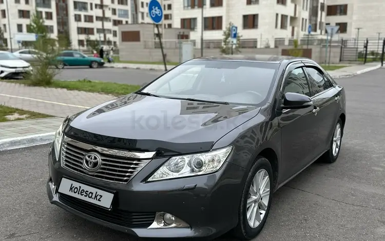 Toyota Camry 2013 годаfor9 500 000 тг. в Астана