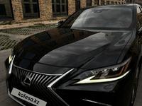 Lexus ES 350 2020 годаfor29 000 000 тг. в Алматы